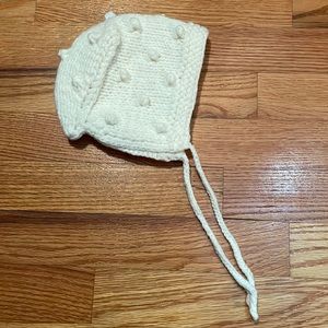 NWOT- The Blueberry Hill Cream Bonnet (12-24months)